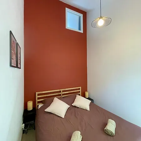 Bngo I Maison Terracotta I Jardin, Garage, 3 Chambres, 9 Personnes Hébergement de vacances *
